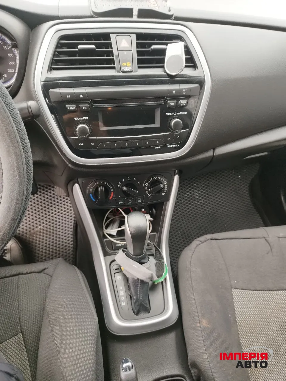 Suzuki SX4 - фото 11