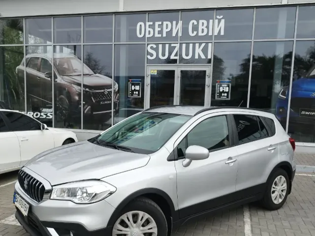 Suzuki SX4 - фото 1
