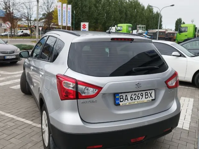 Suzuki SX4 - фото 2