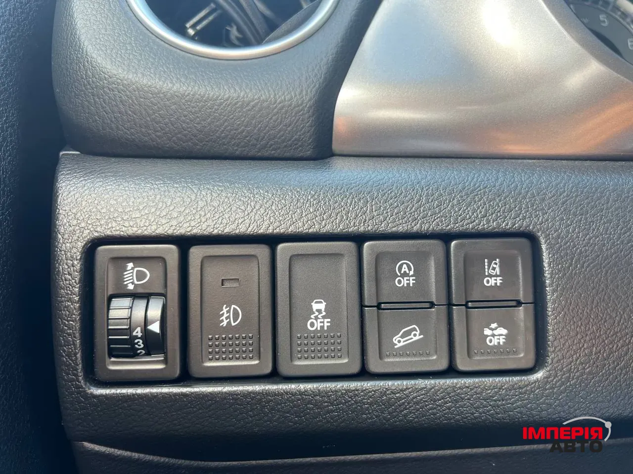 Suzuki Vitara - фото 10