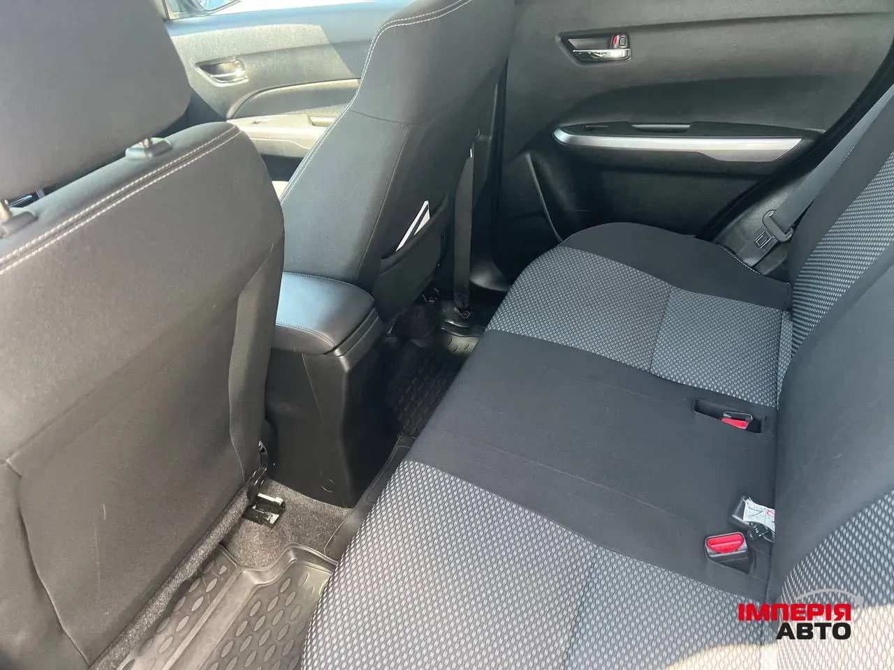 Suzuki Vitara - фото 14