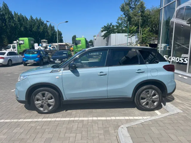 Suzuki Vitara - фото 4