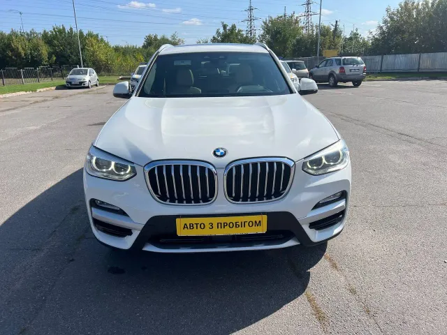BMW X3 - фото 1