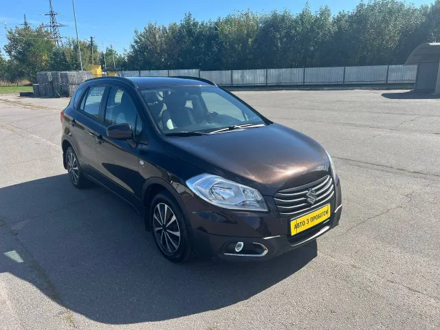 Suzuki SX4 - фото 1