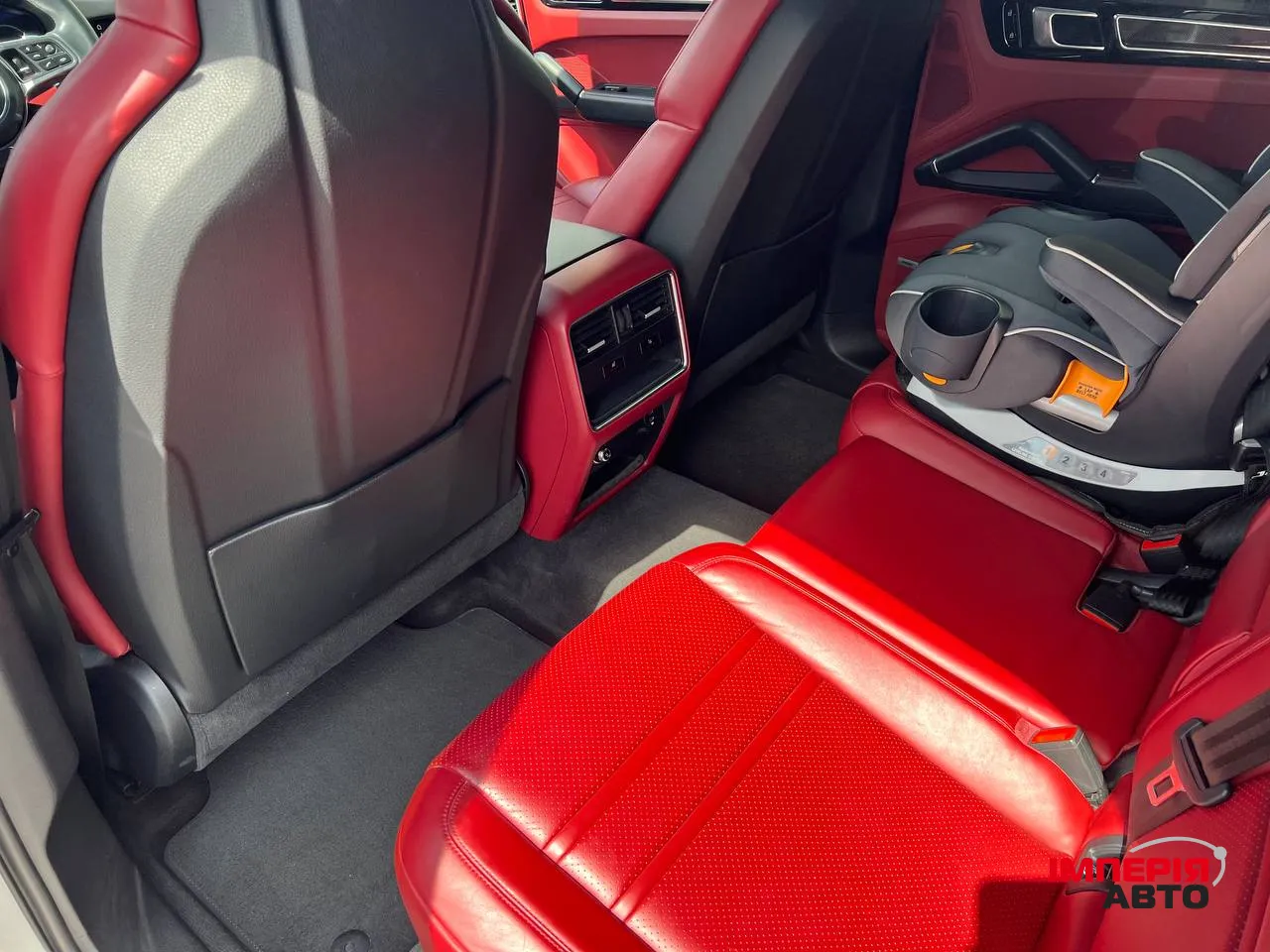 Porsche Cayenne - фото 10