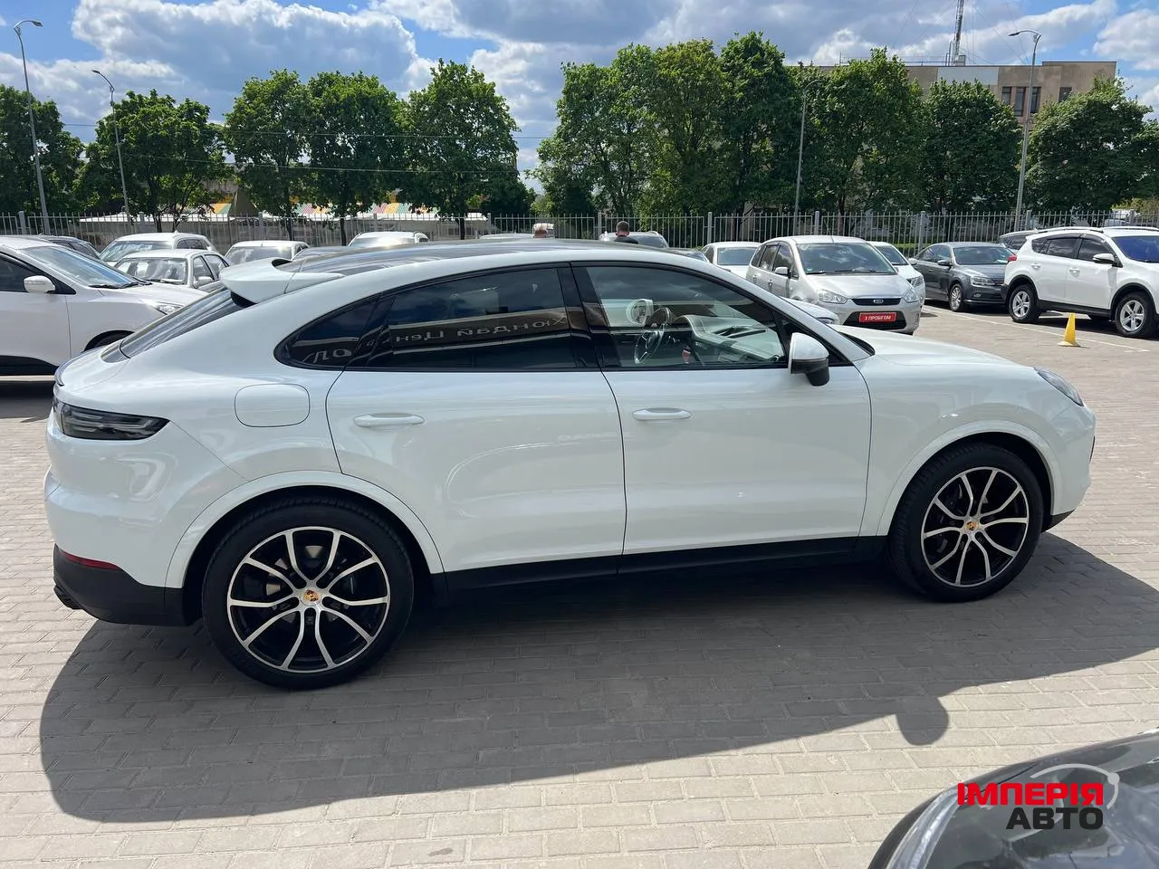 Porsche Cayenne - фото 3