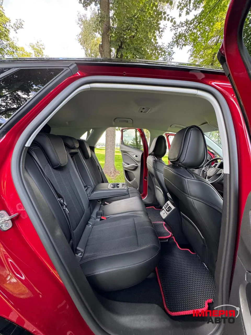 Opel Grandland X - фото 7