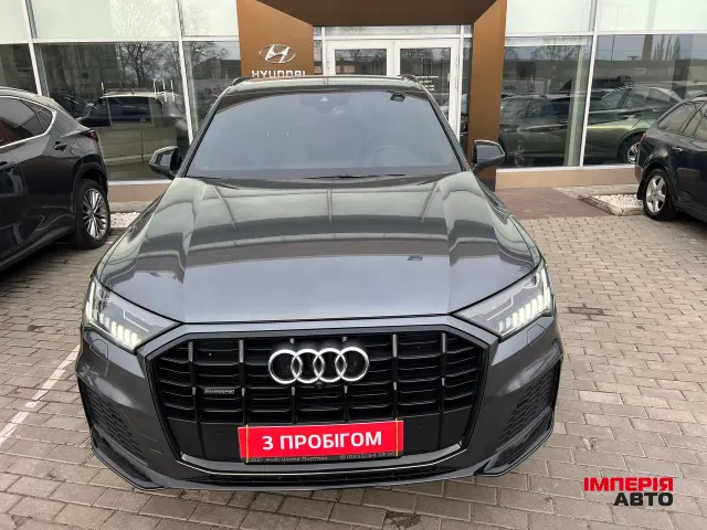 Audi Q7 - фото 3