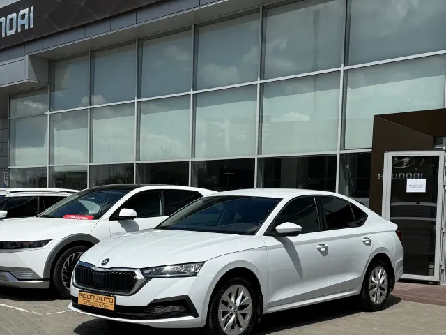 Skoda Octavia - фото 1