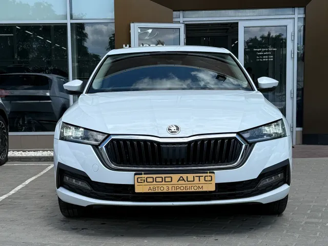 Skoda Octavia - фото 3