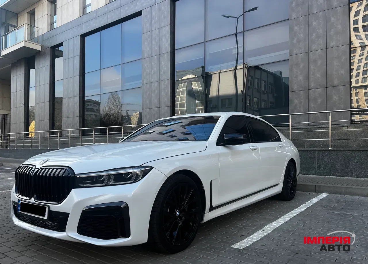 BMW 7 серії - фото 4