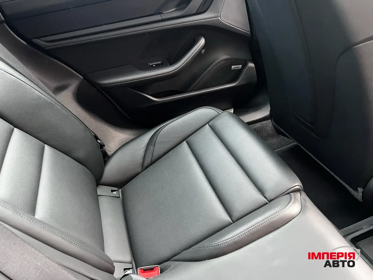 Porsche Taycan - фото 23