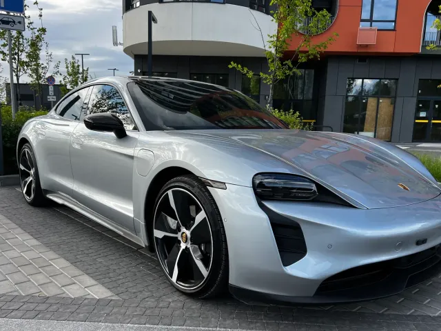 Porsche Taycan - фото 2