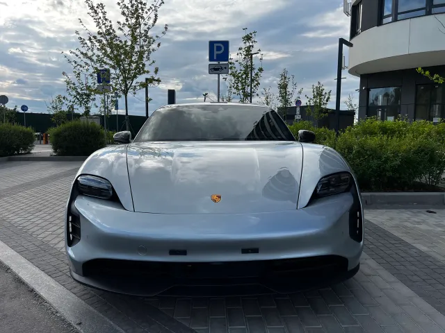 Porsche Taycan - фото 4