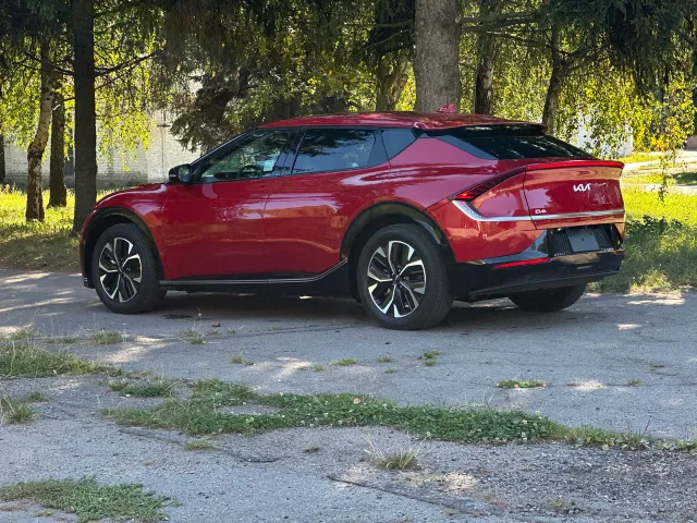 Kia EV6 - фото 3