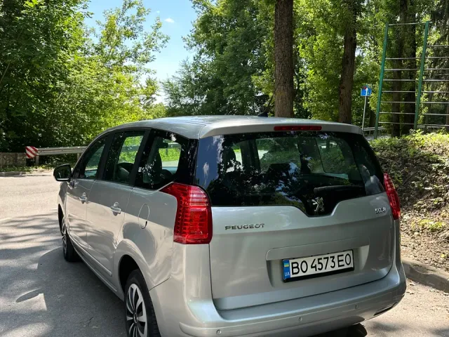 Peugeot 5008 - фото 3