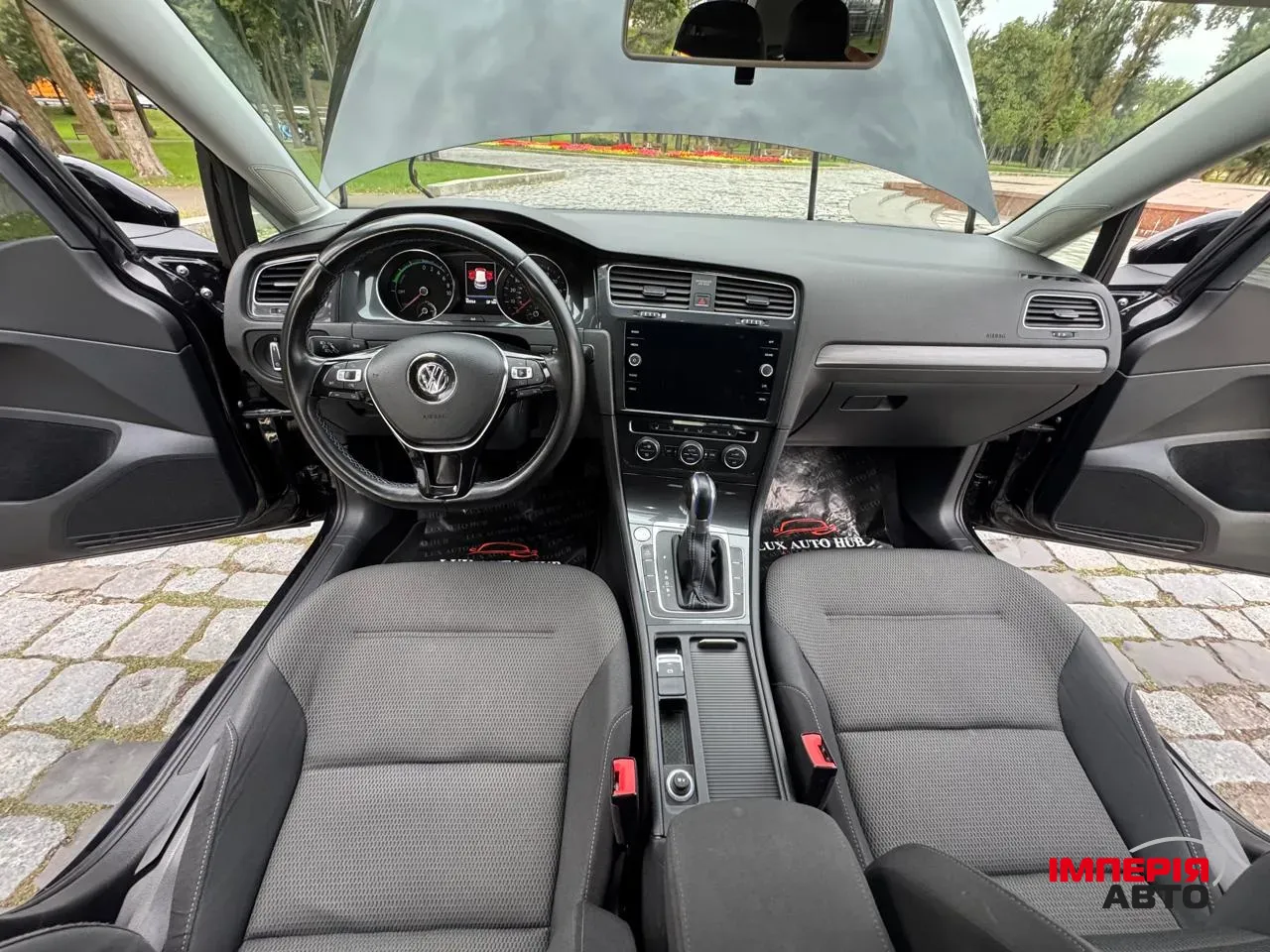 Volkswagen Golf - фото 12