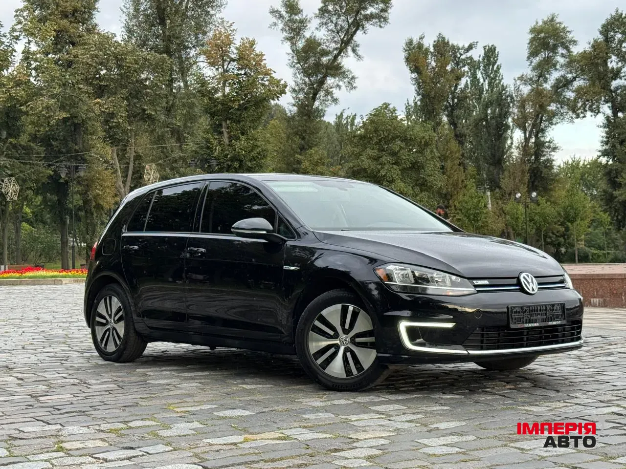 Volkswagen Golf - фото 1