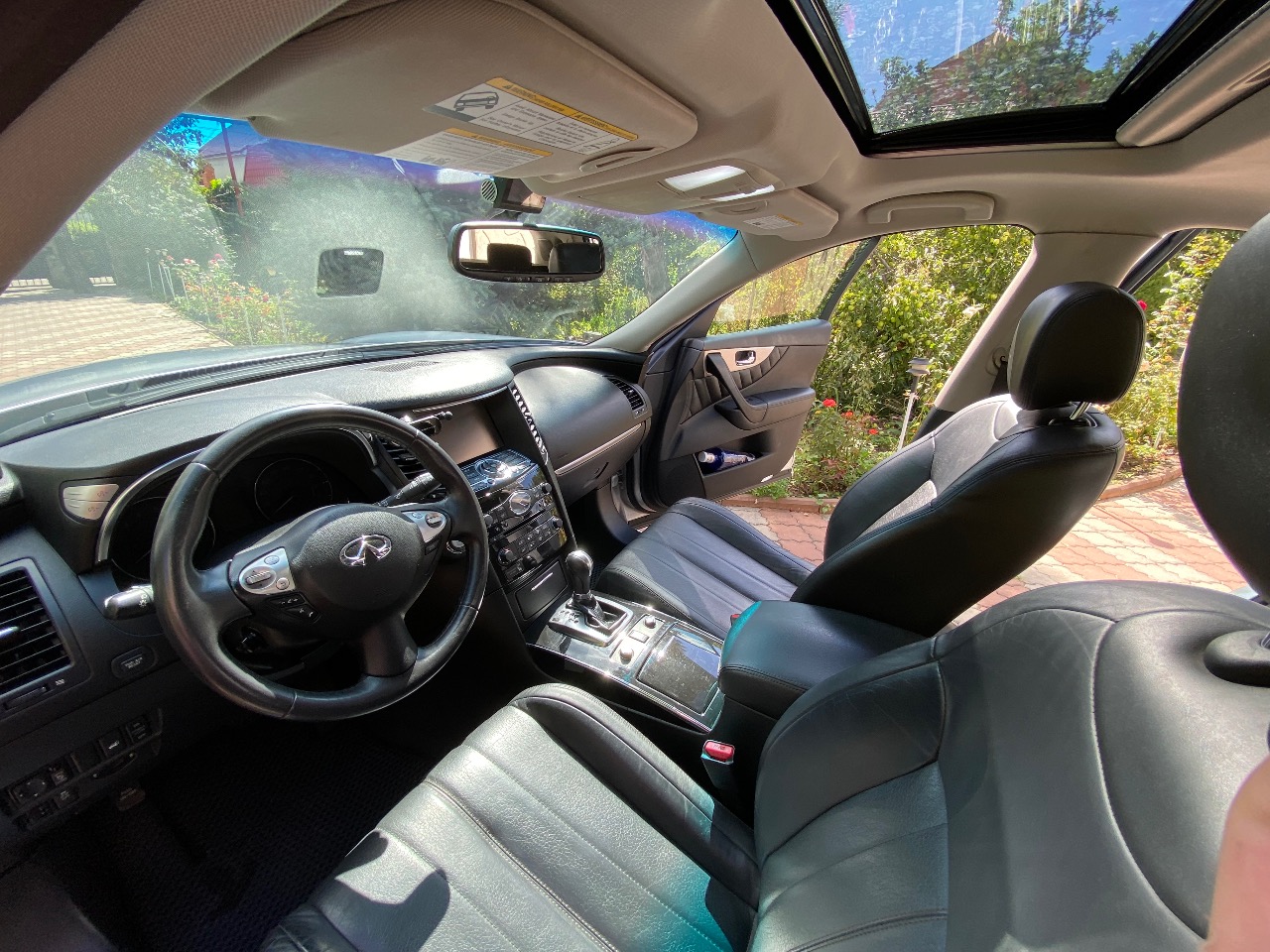 Infiniti QX70 - фото 16