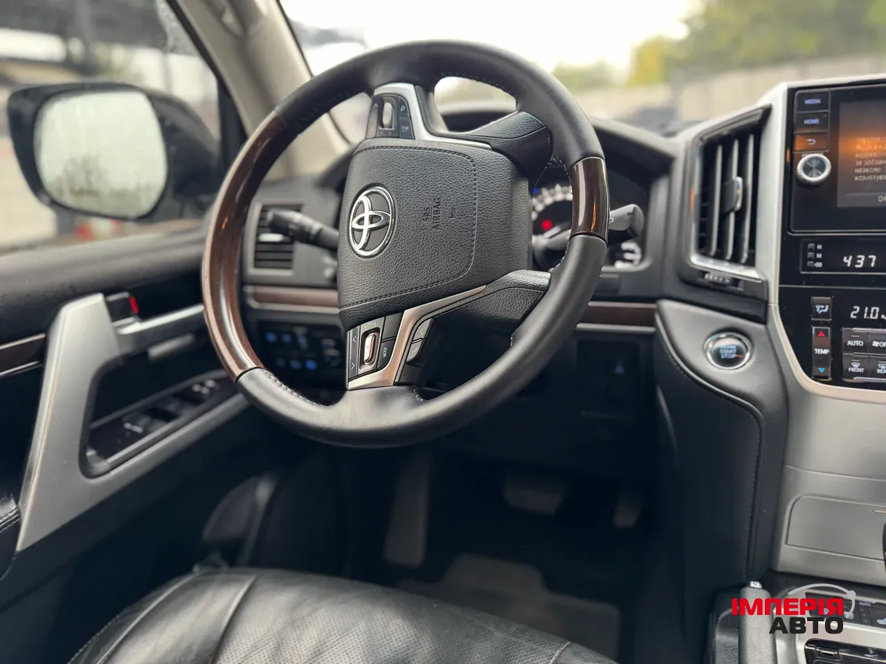 Toyota Land Cruiser - фото 12