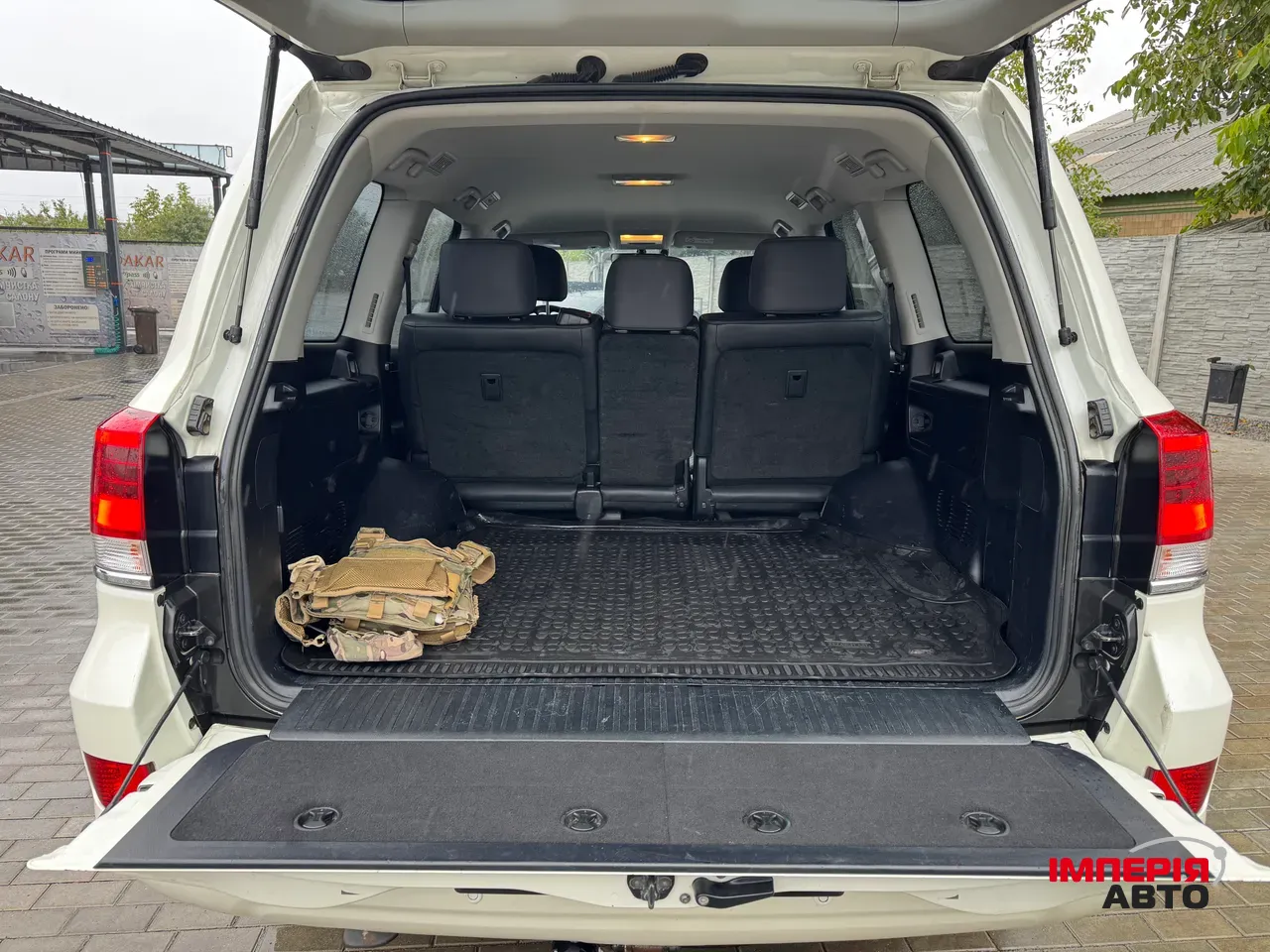 Toyota Land Cruiser - фото 9