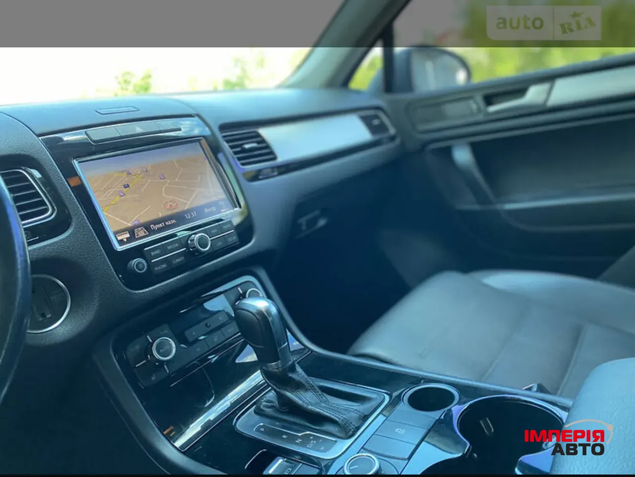Volkswagen Touareg - фото 25
