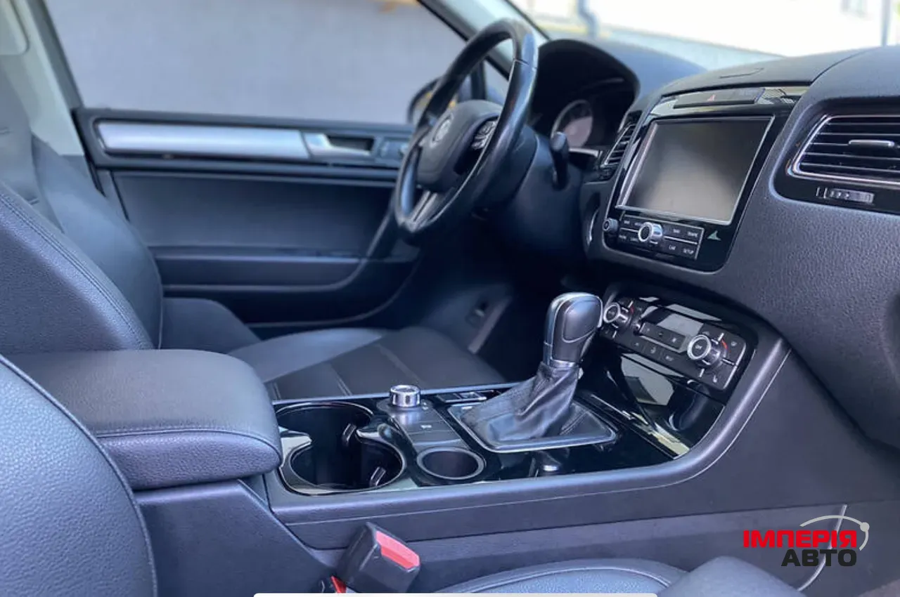 Volkswagen Touareg - фото 31