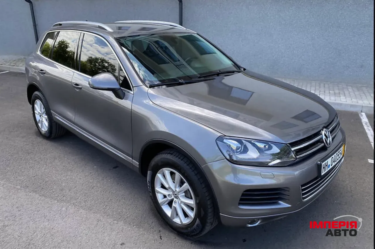 Volkswagen Touareg - фото 18