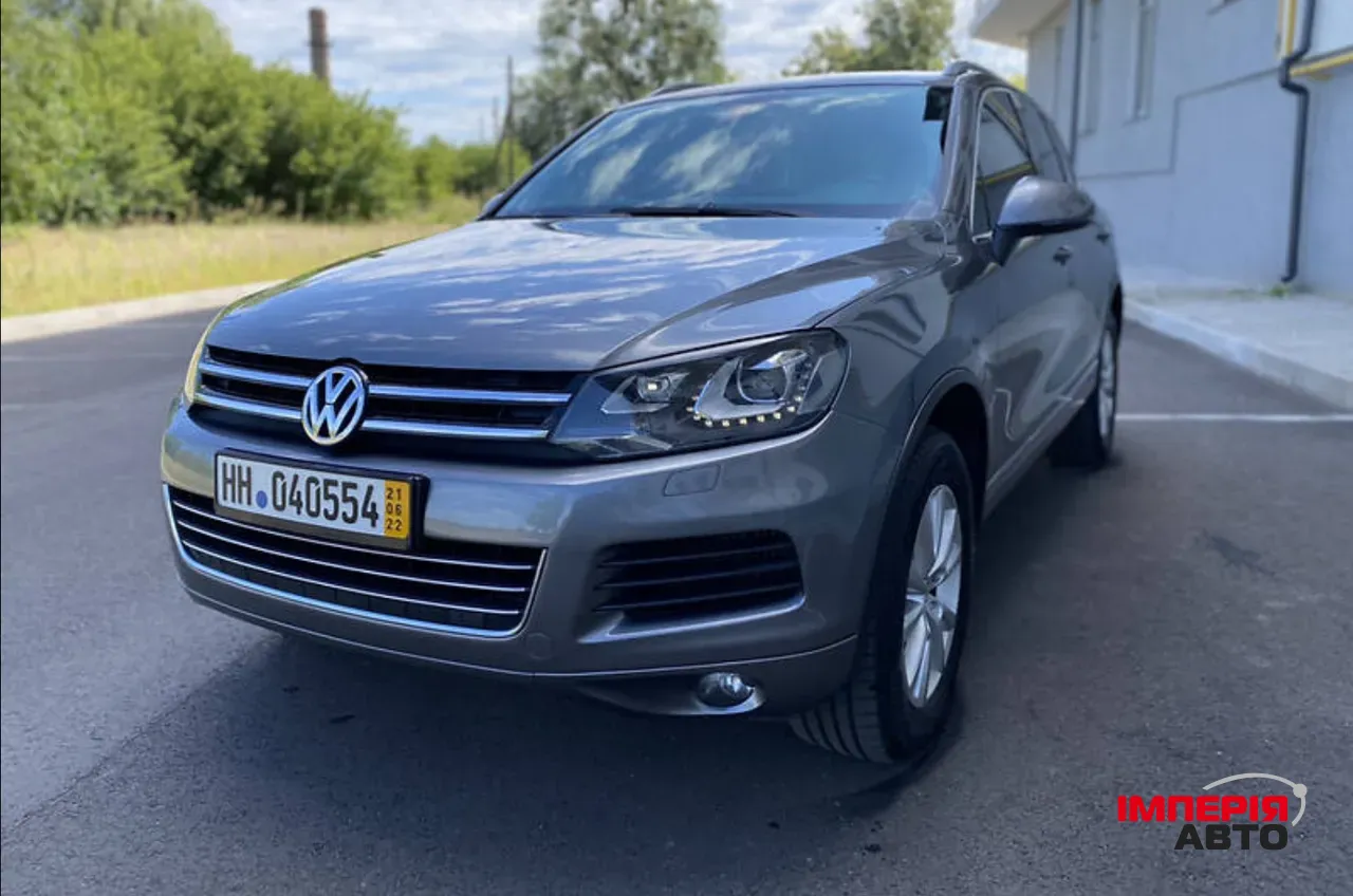 Volkswagen Touareg - фото 2