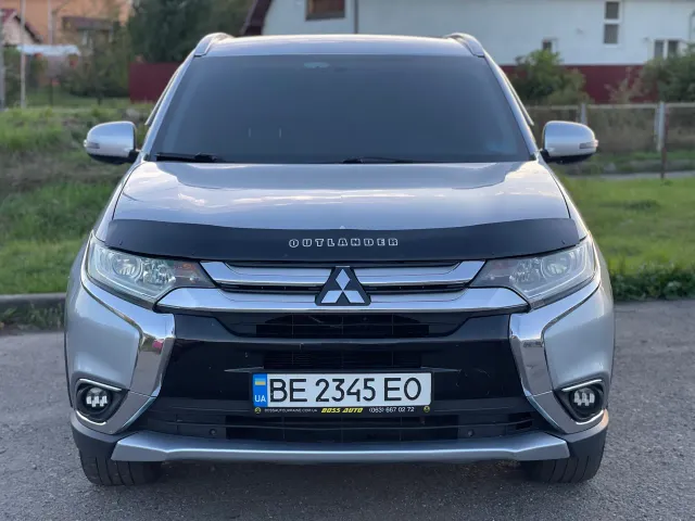 Mitsubishi Outlander - фото 4