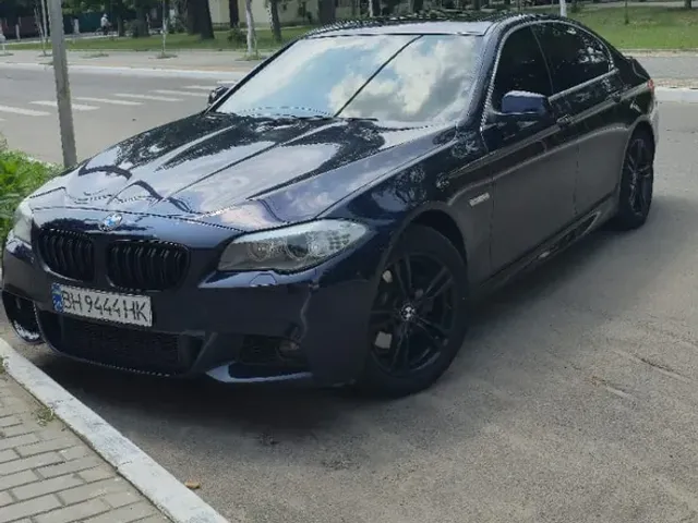 BMW 5 серії - фото 1