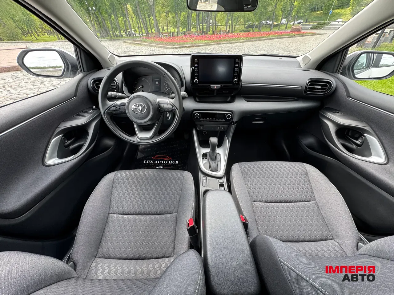 Toyota Yaris - фото 10