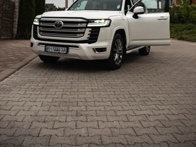 Toyota Land Cruiser - фото 4