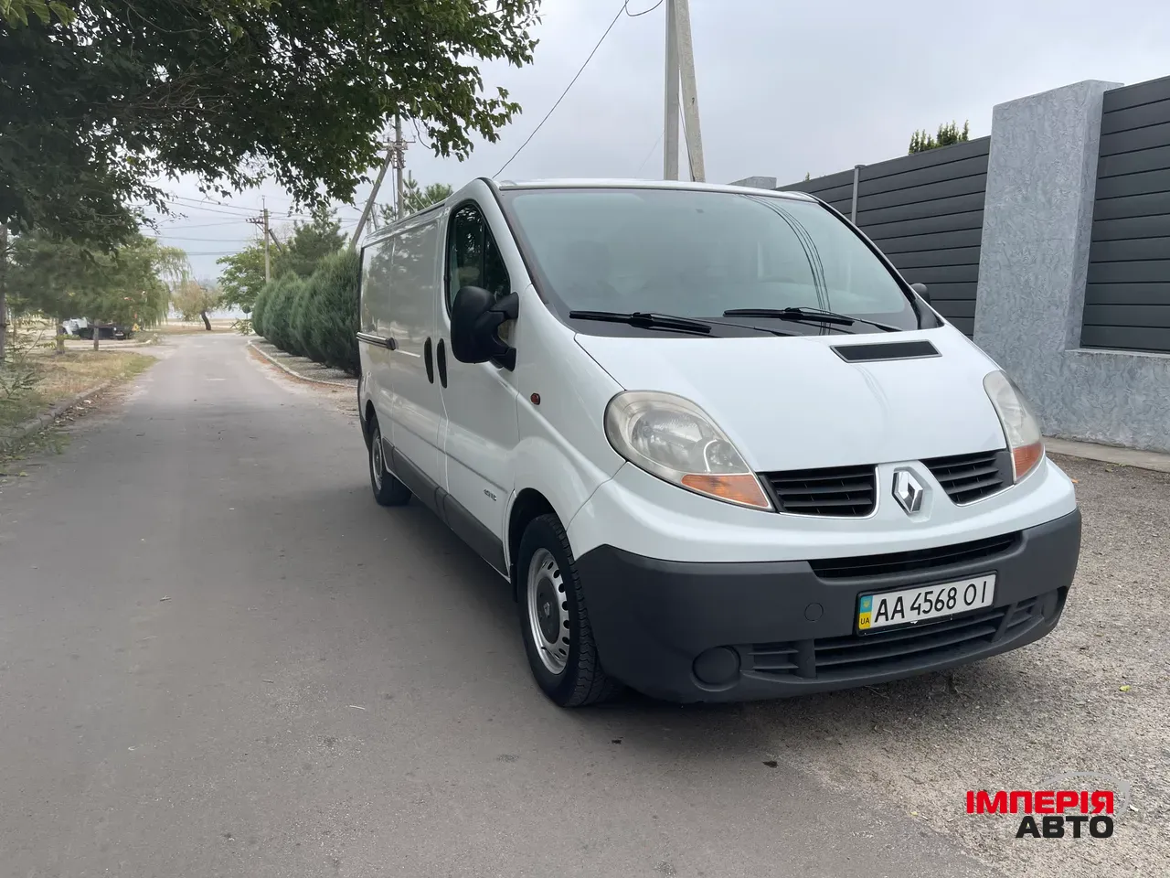 Renault Trafic - фото 3