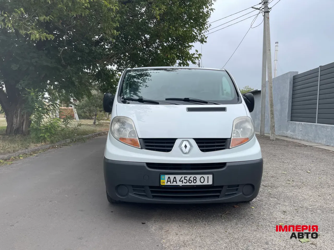 Renault Trafic - фото 2