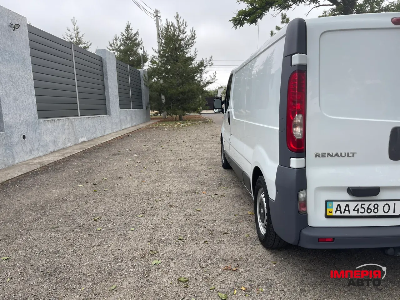 Renault Trafic - фото 6