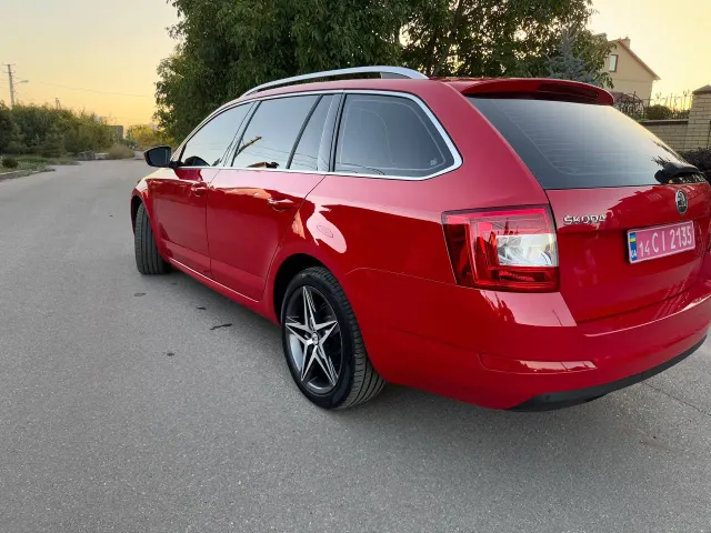 Skoda Octavia - фото 5