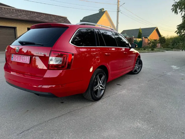 Skoda Octavia - фото 4
