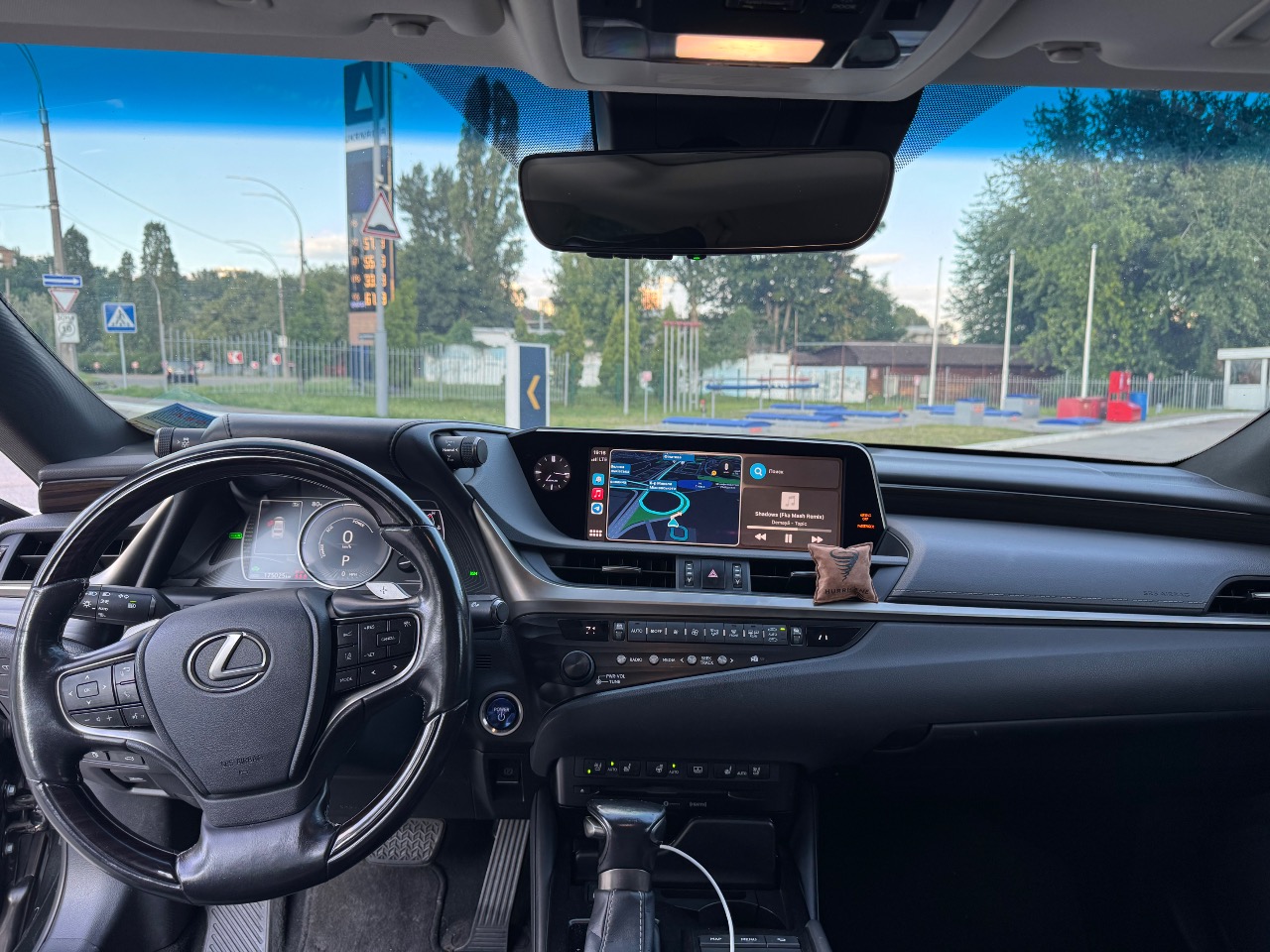 Lexus ES - фото 9