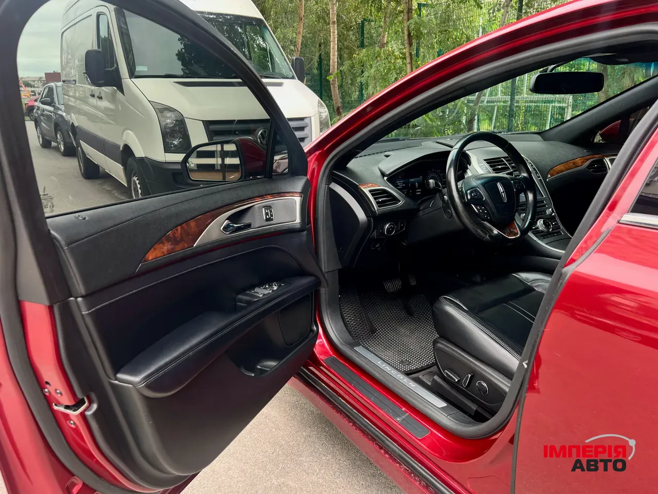 Lincoln MKZ - фото 1