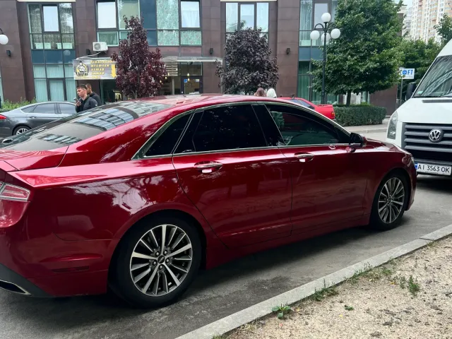 Lincoln MKZ - фото 1