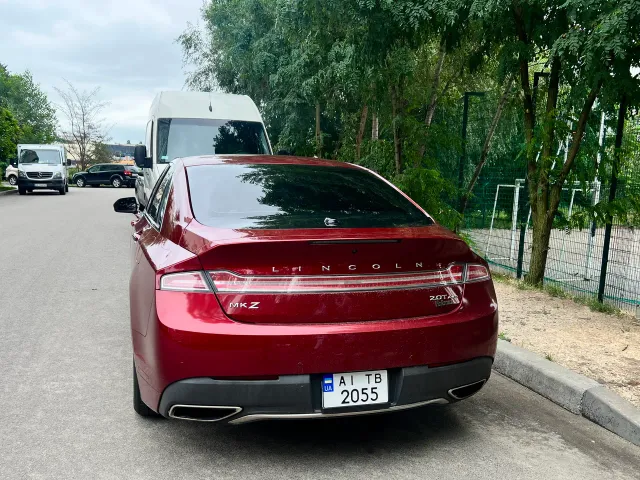 Lincoln MKZ - фото 2