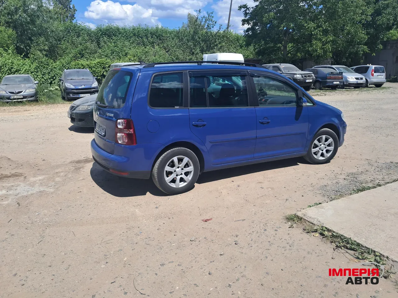 Volkswagen Touran - фото 14