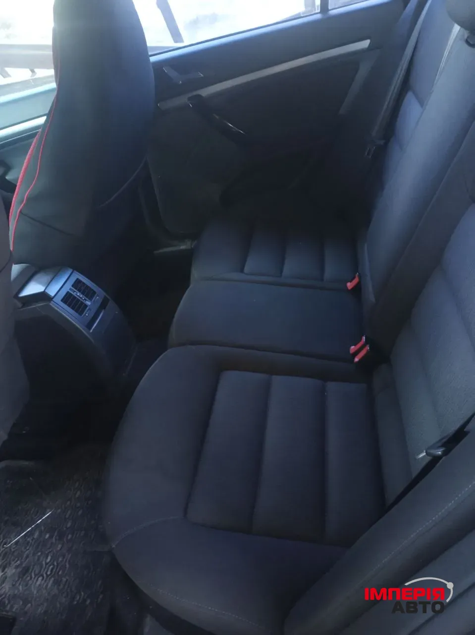 Skoda Octavia - фото 2