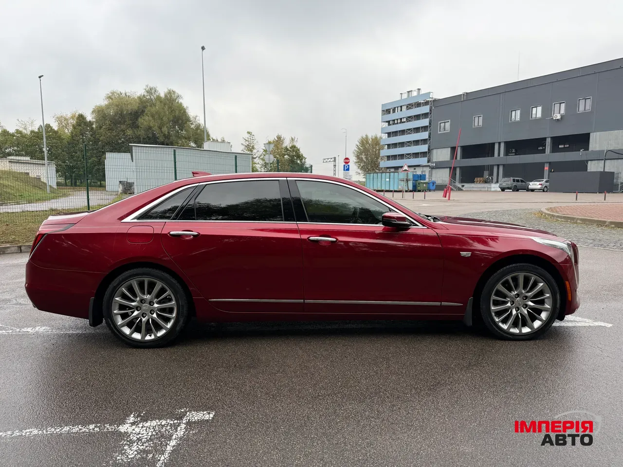 Cadillac CT6 - фото 12
