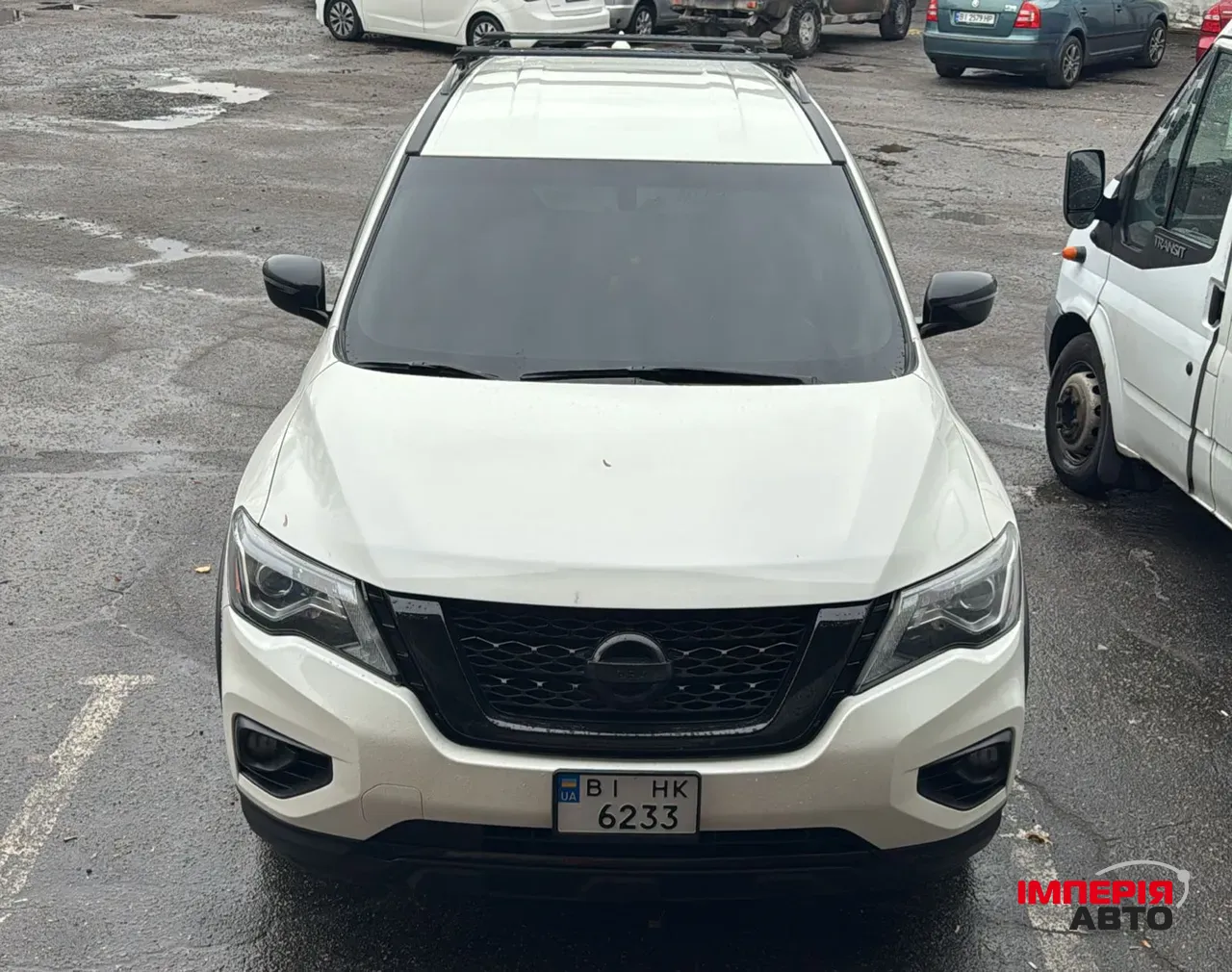 Nissan Pathfinder - фото 1