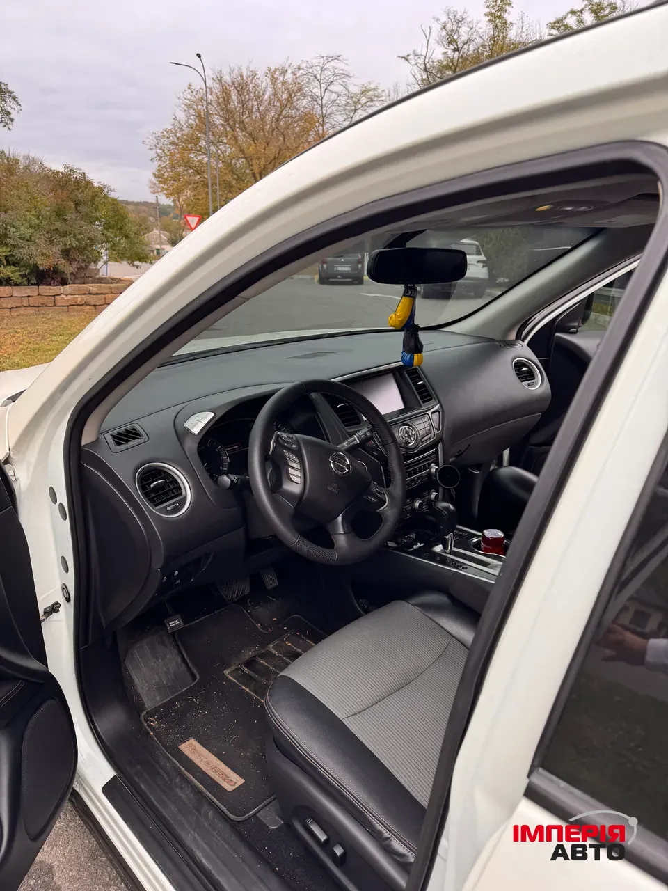 Nissan Pathfinder - фото 3