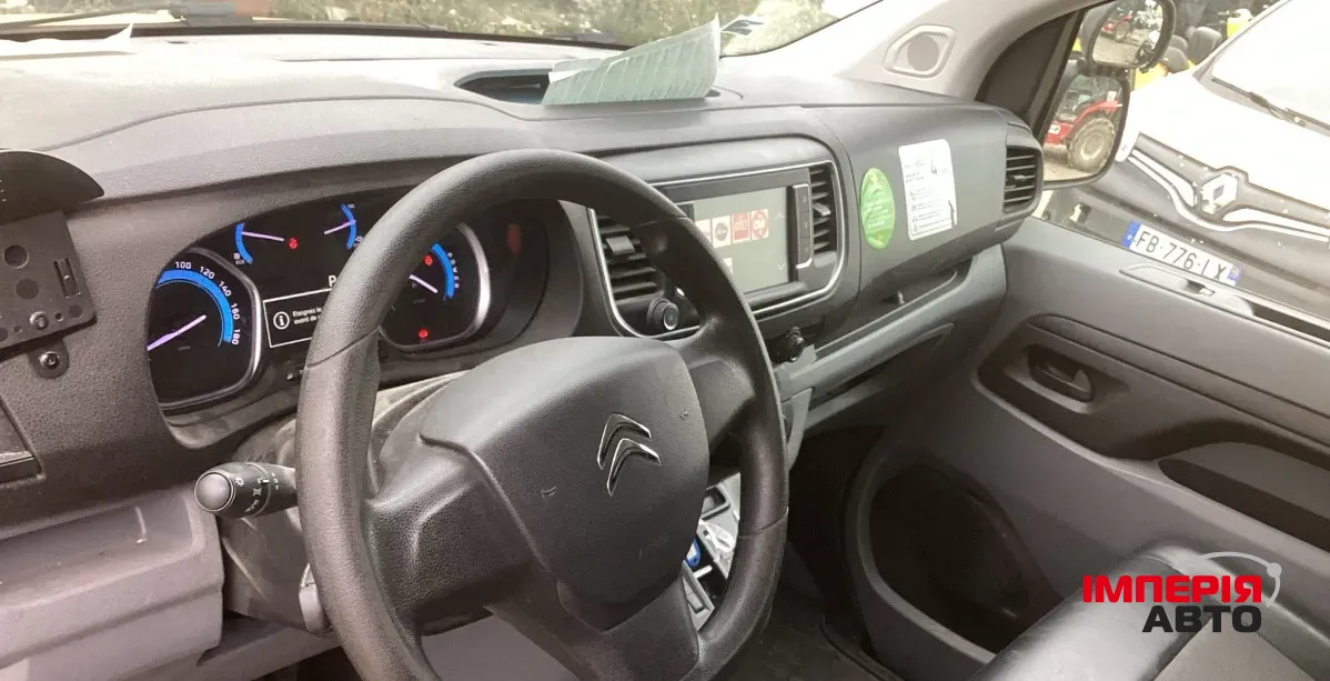 Citroen Jumpy - фото 8