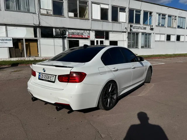 BMW 3 серії - фото 3