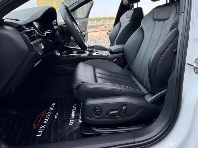 Audi A4 - фото 5